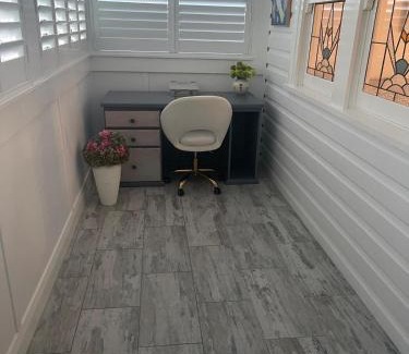 Shellharbour House | Seaside Village Cottage Charm