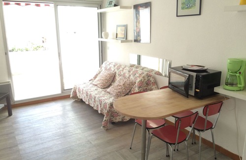Sete Apartment | Season 2022 of T.2 of 32 M² + terrace and parking close to the beaches