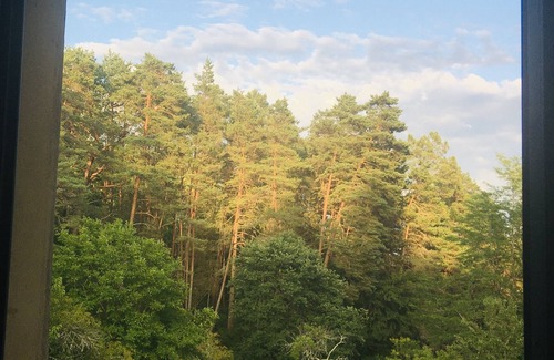 Saint-Pierre-de-Chignac Apartment | seasonal rental with swimming pool