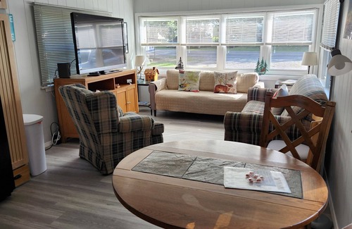 Port Austin House | Seasonal Fully Furnished Mobile home