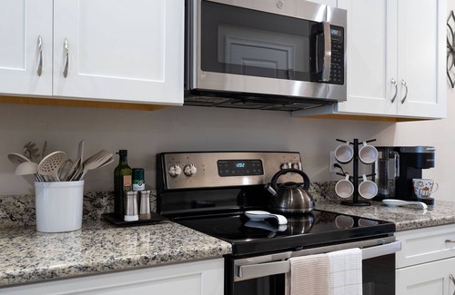 Naples Condo | Seasonal Get-away with Lake, Golf & Sunset Views, Resort Activity Community