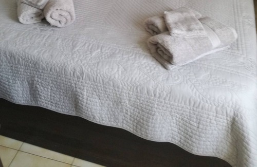 Simiane-la-Rotonde Apartment | Seasonal rental appartment