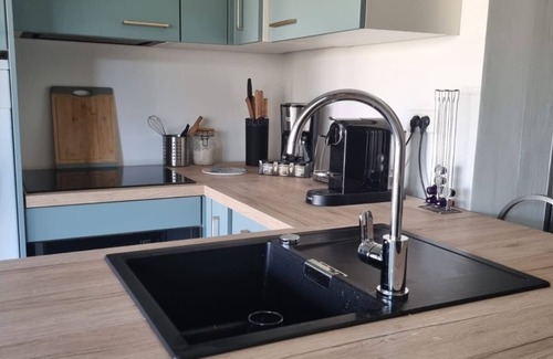 Marine de Saint Ambroggio Apartment | Seasonal rental Lumio 150m from the beach - Quartier Piazze