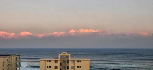Margate Apartment | Seaview Apartment Manaba Beach
