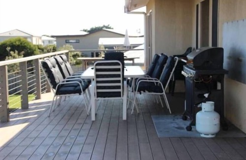 Surf Beach House | Seaview Beach House at Surf Beach