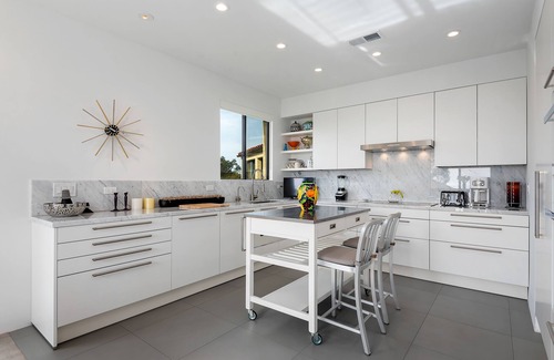 Montecito Condo | Seaview Contemporary