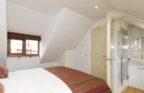 Easington House | Seaview Cottage