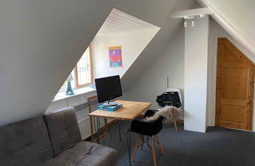 Svaneke House | Seaview cottage in cozy Årsdale