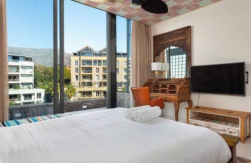 Silo District Villa | Seaview Penthouse 402 Parergon Villa