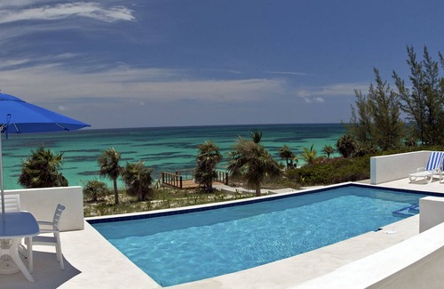 North Palmetto Point House | Seaview Villa - Beachfront Luxury Home w/Pool