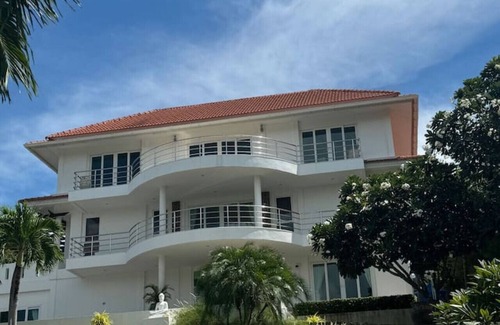 Moo 5 House | Seaview Villa Beach Connection