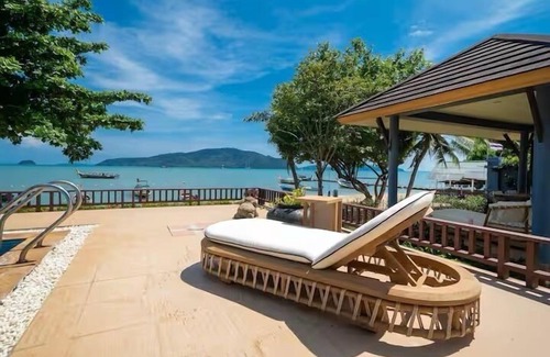 Rawai Villa | SeaView Villa Private Pool Table V195