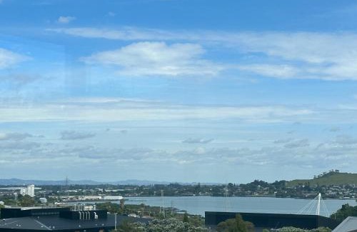 Hillsborough House | Seaviews central with Airport Proximity"