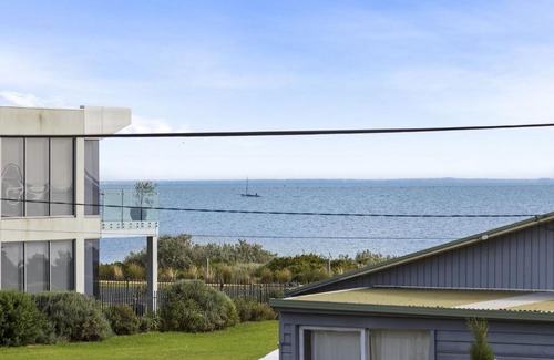 Portarlington House | Seaviews to Melbourne