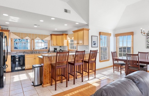 Nags Head House | Seawatch 5: Sound Views, Village Beach Club Amenities, Private Hot Tub