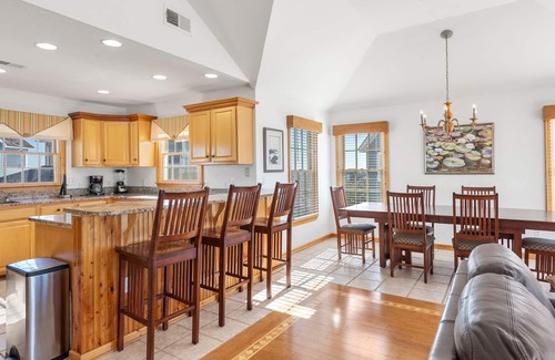 Nags Head House | Seawatch 5: Sound Views, Village Beach Club Amenities, Private Hot Tub