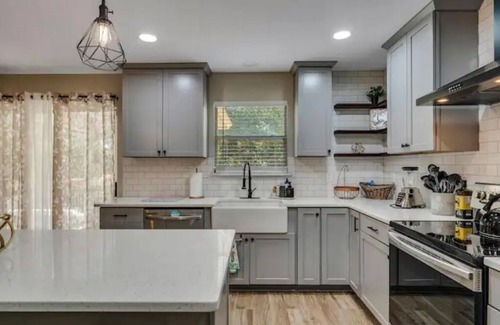 Heritage House | SeaWorld/Lackland/BMT/with game room-Sleeps 11