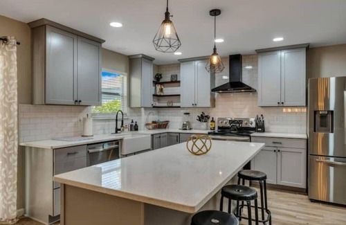 Heritage House | SeaWorld|Lackland|BMT with game room