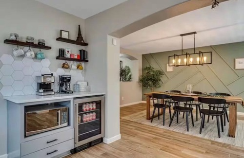 Heritage House | SeaWorld|Lackland|BMT with game room