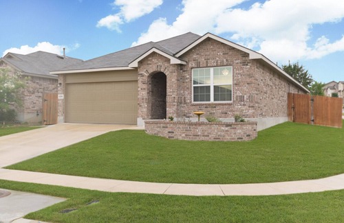 San Antonio House | Seaworld ~ National Shooting Complex ~ Lackland AFB