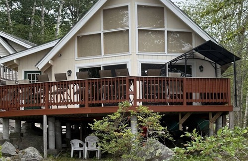 Standish Cottage | Sebago Lake Waterfront Rental on Frye Island