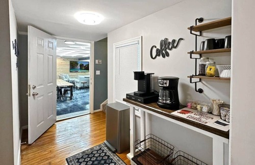 Trenton House | Secluded 10-acre villa, sleeps 23, hot tub!
