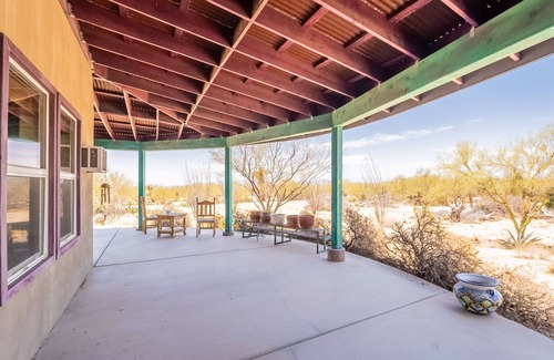Three Points House | Secluded 4BR/3BA Desert Retreat - Scenic Mountain Views & Private Outdoor Space