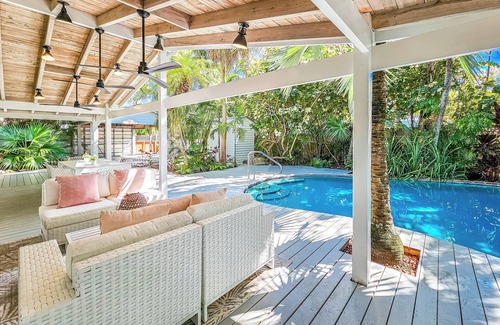 Midtown House | Secluded and Private Monthly Tropical Modern Oasis with a Large Pool