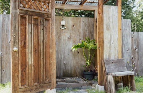Albion Cabin | Secluded and Private Oasis in the Redwoods