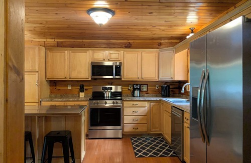 White Haven Cabin | Secluded, Bachelor parties, Pocono Cabin over Lehigh River, sleeps 20, hot tub