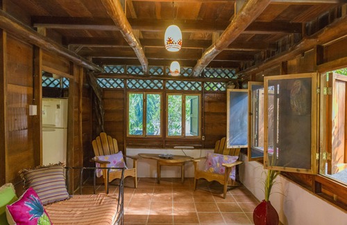 Cabuya Cabin | Secluded Beach Front Cabin in Jungle Setting.