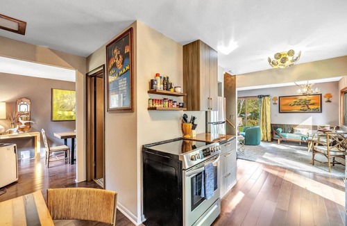 Algoma Cabin | Secluded Cabin! Hot Tub, Lake Access, Arcade RM!