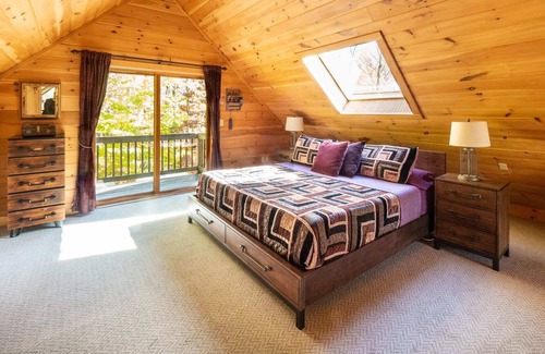 Otis House | Secluded Cabin On Acres Of Woods Lake Access