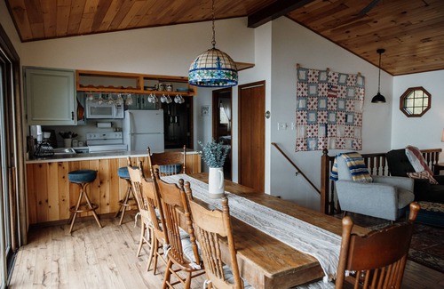 Nisswa Cabin | Secluded cabin on Gull Chain - Pontoon, Wood Fired Sauna, Sandy Beach!