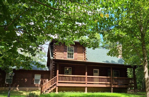 Blackwell Cabin | Secluded cabin on private property
