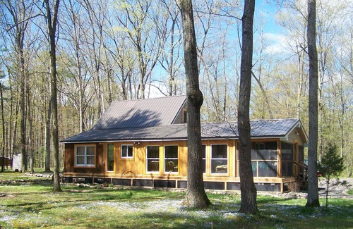 Millmont Cabin | Secluded Cabin on the banks of the world-famous Penns Creek
