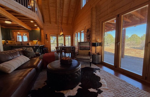 Durango Cabin | Secluded Cabin w/Views, Game Room, Full Kitchen, Wifi
