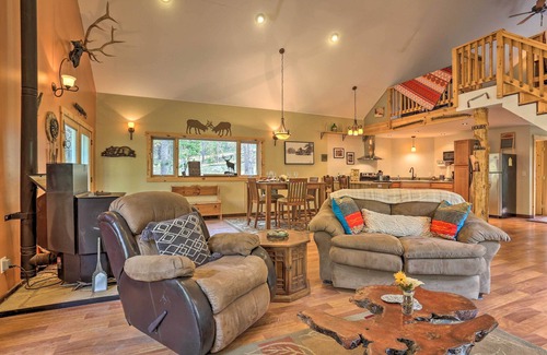 Casper Cabin | Secluded Casper Mtn Cabin: Fire Pit, 12 Mi to Town