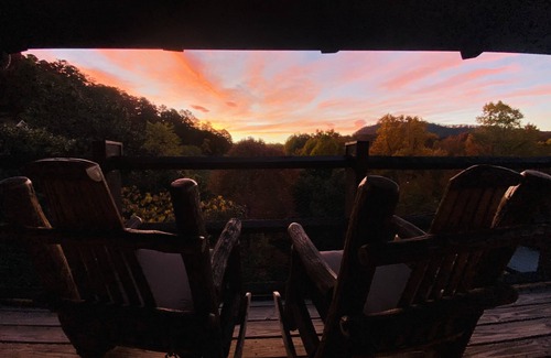 Sevierville Condo | Secluded Corner Unit with Wrap Around Decks for Stunning Views