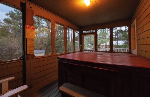 Ocean Hill House | Secluded Cottage w/Pool, Close to Historic Corolla Village