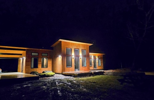 West Hurley House | Secluded couples retreat !
