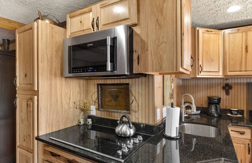 Morganton Cabin | Secluded Cozy Cabin with Hot Tub