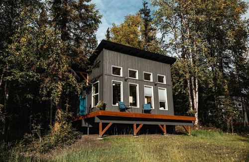 Chugiak Cabin | Secluded Cozy Wooden Cabin in Anchorage, Alaska