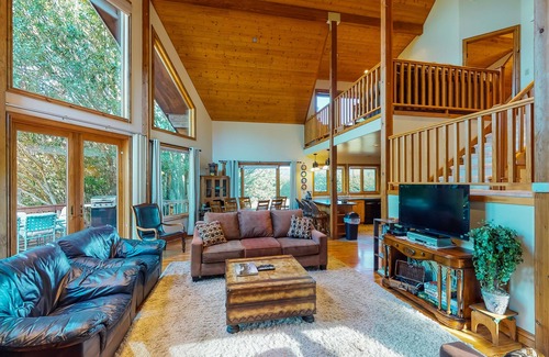 Gold Beach House | Secluded Dog-Friendlly Home with Huge Deck, Quiet Location & Wood Fireplace