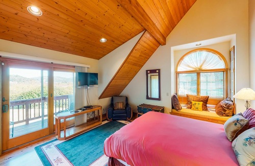 Gold Beach House | Secluded Dog-Friendlly Home with Huge Deck, Quiet Location & Wood Fireplace
