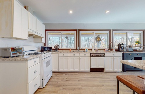 Stratton and Bromley Ski Areas House | Secluded dog-friendly mountain home near Stratton w/firepit & deck