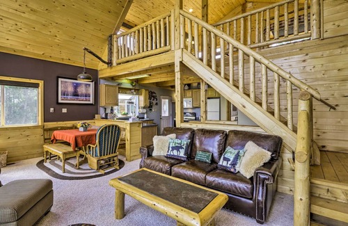 Valley of the Sun House | Secluded Fairplay Home w/Hot Tub & Mountain Views