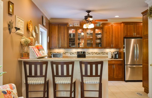 Springfield House | Secluded Family Home 15 Miles To DC