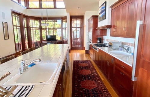 Tiburon House | Secluded, gated, single level home on 5 acres with direct open space access