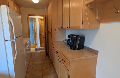 Ronald Cabin | Secluded Haven: Cabin w/beautiful mountain & lake views, hot tub & game room n